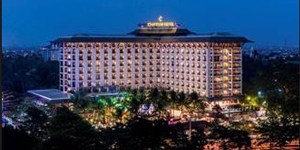 Charitum Hotel