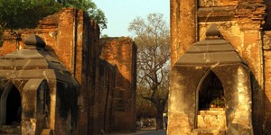Tharabar gate